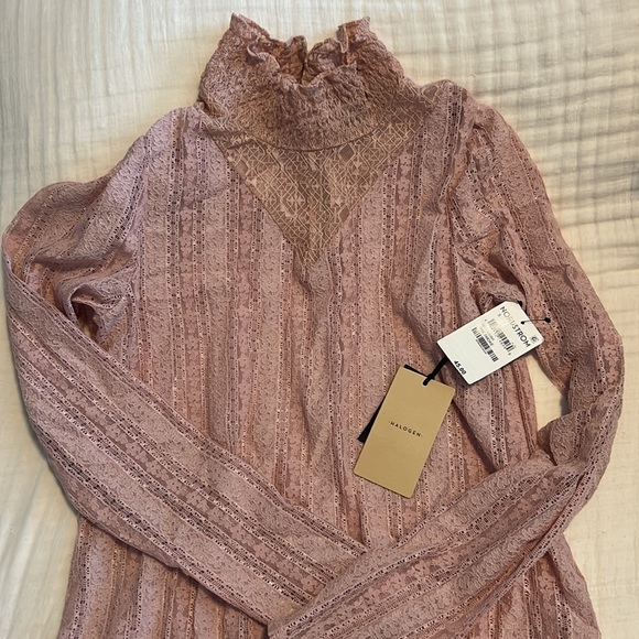 Halogen lace blouse - Picture 2 of 3